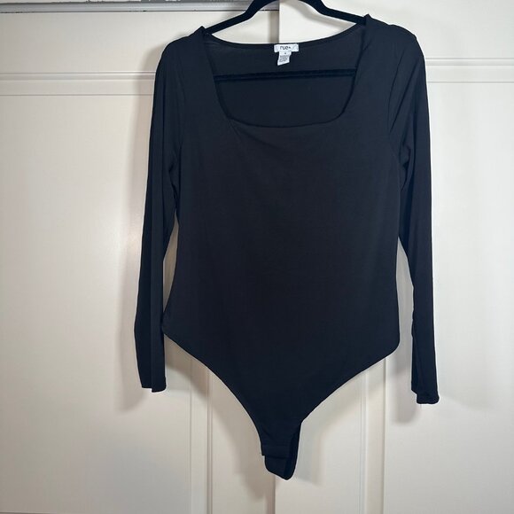 Square Neck Long-sleeve Black Bodysuit 1X - Picture 2 of 9